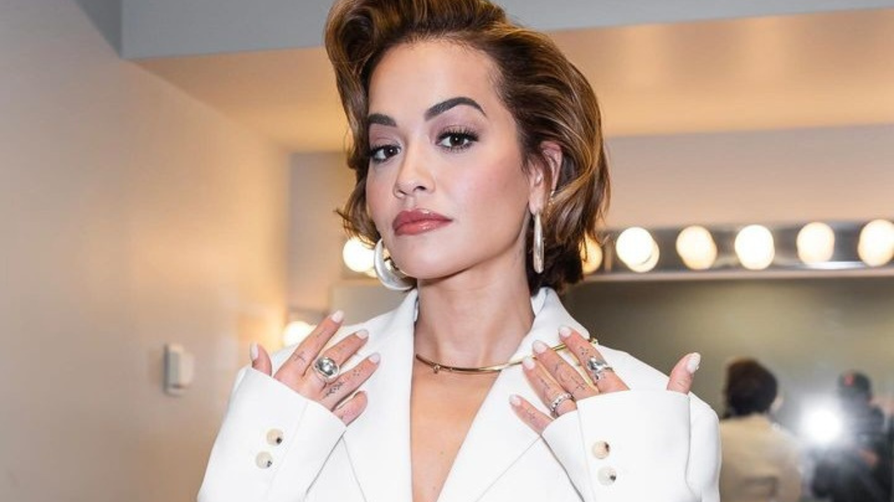 Rita Ora lança marca de produtos para cuidados capilares