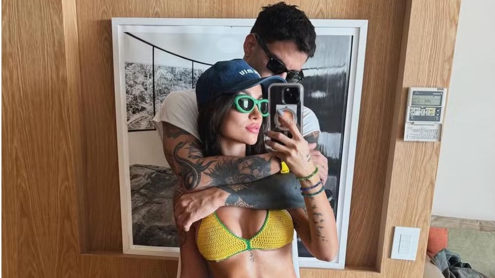 Bianca Andrade divulga fotos românticas com seu novo namorado