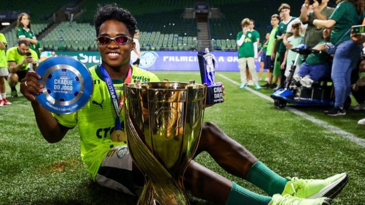 Endrick deve desfalcar o Palmeiras nas próximas partidas por lesão na coxa