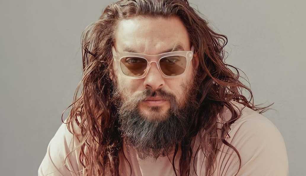 Jason Momoa fala sobre a polêmica do banho entre astros de Hollywood: ‘Eu sou o Aquaman’