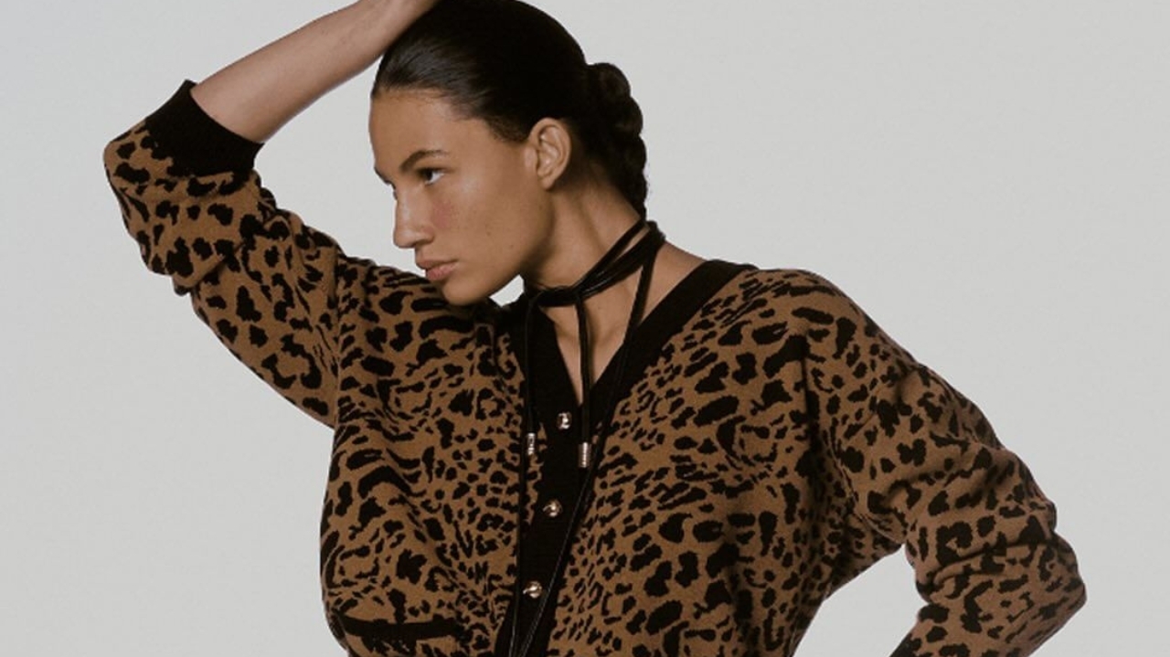 Lilly Sarti abre segundo dia de desfiles da SPFW