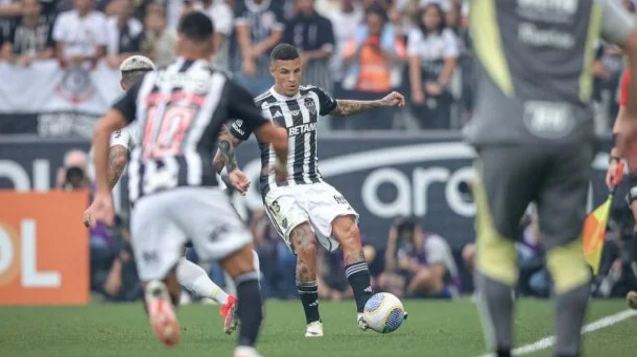 Atlético-MG prepara reclamação à CBF em relação à arbitragem aplicada no último jogo