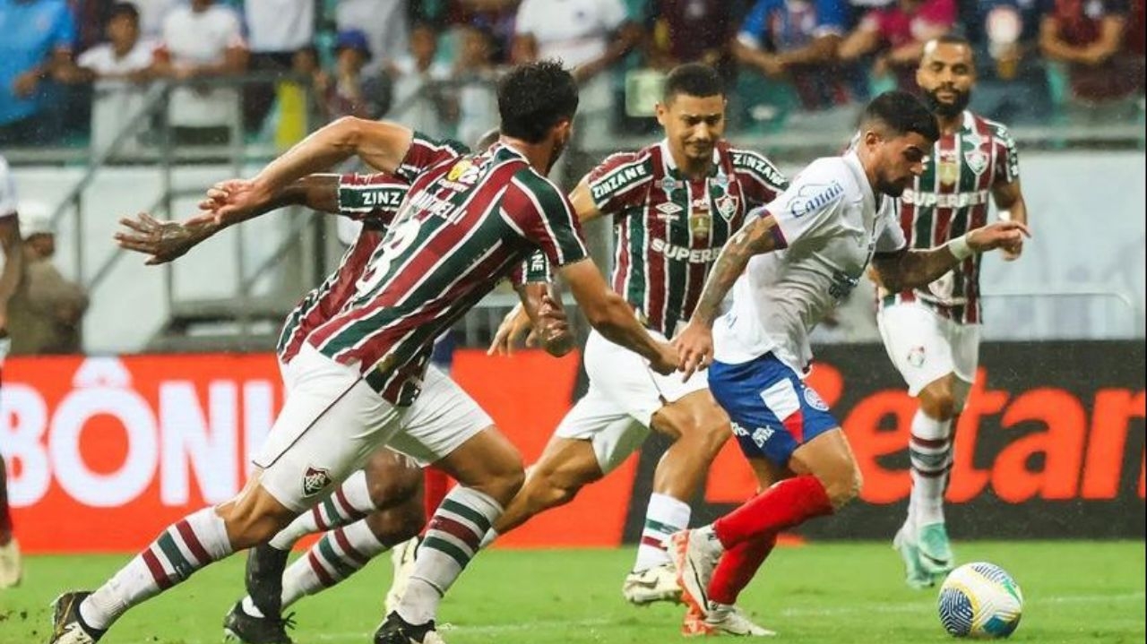 Mesmo com chuva Bahia triunfa pela primeira vez no Brasileirão