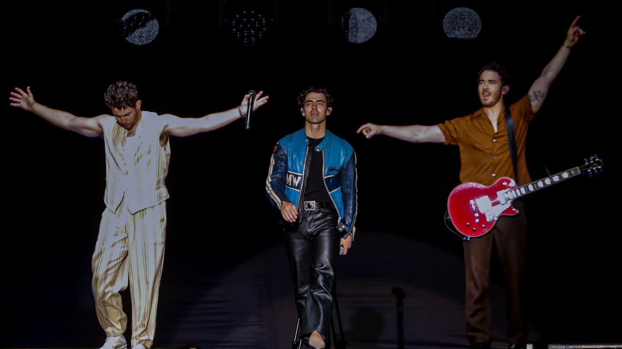 Jonas Brothers voltam ao Brasil para show histórico em São Paulo