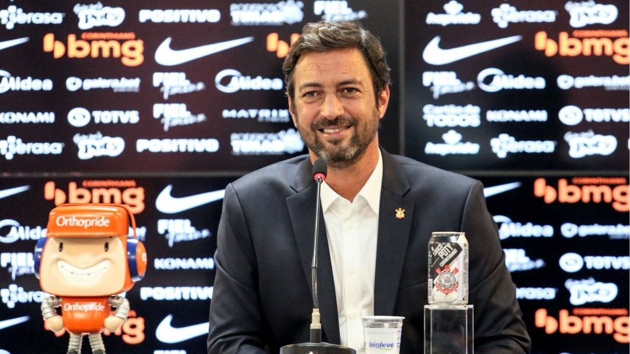 Corinthians bate recorde e arrecada R$ 1 bilhão em 2023