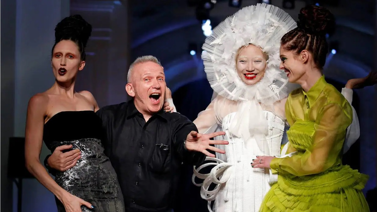 Jean Paul Gaultier anuncia lançamento de parceria com ex-estilista da Hood by Air