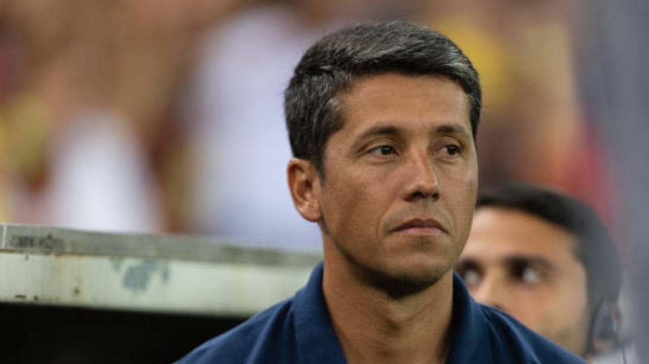 Após nova derrota, Thiago Carpini é demitido