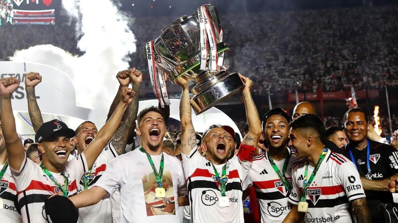 Para substituir Carpini, São Paulo entra em contato com técnicos estrangeiros