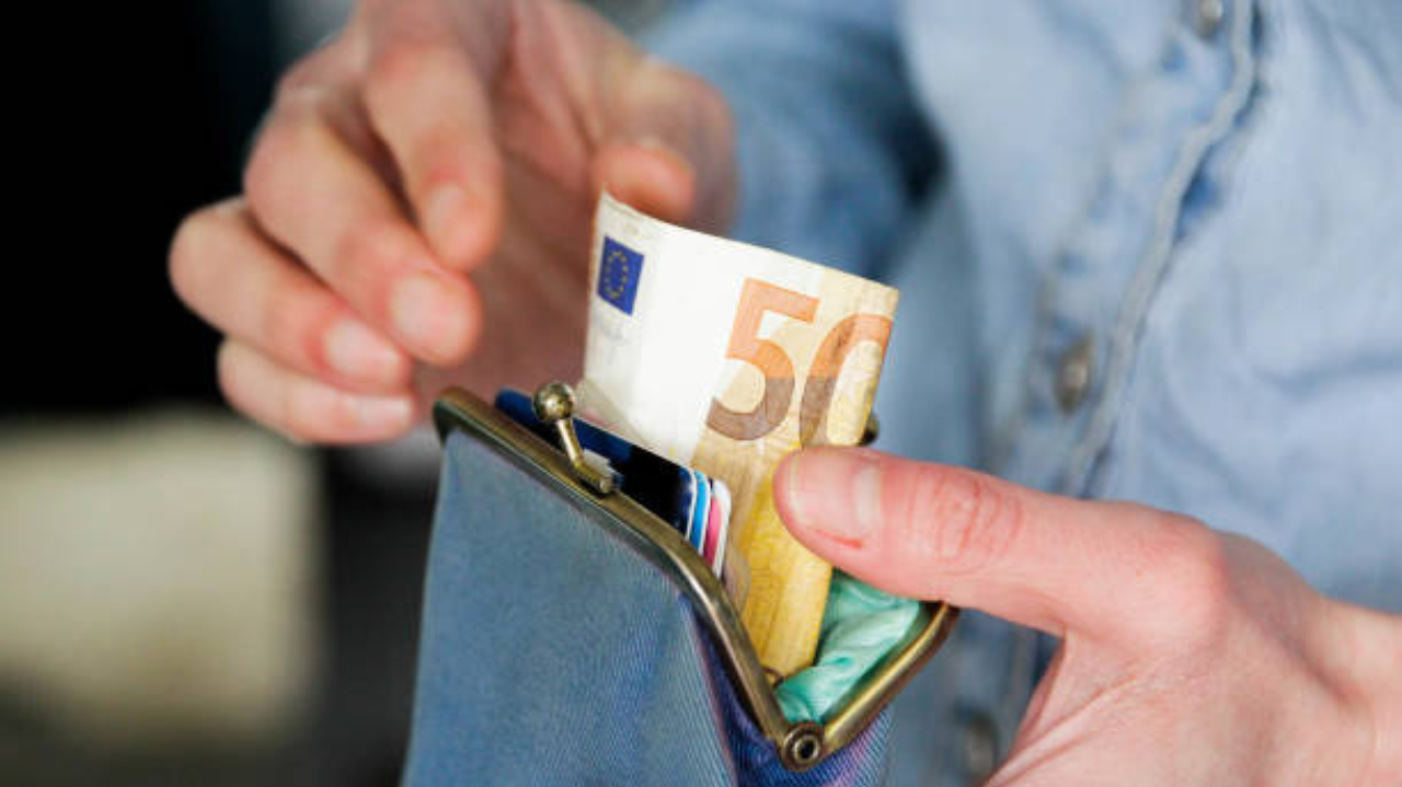 Beneficiários do INSS começam a receber o 13º a partir desta semana