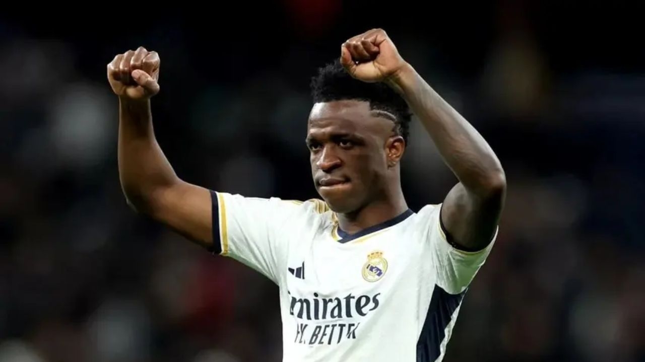 Vinícius Jr. é criticado por jornal espanhol após rir de provocação a Fermín López