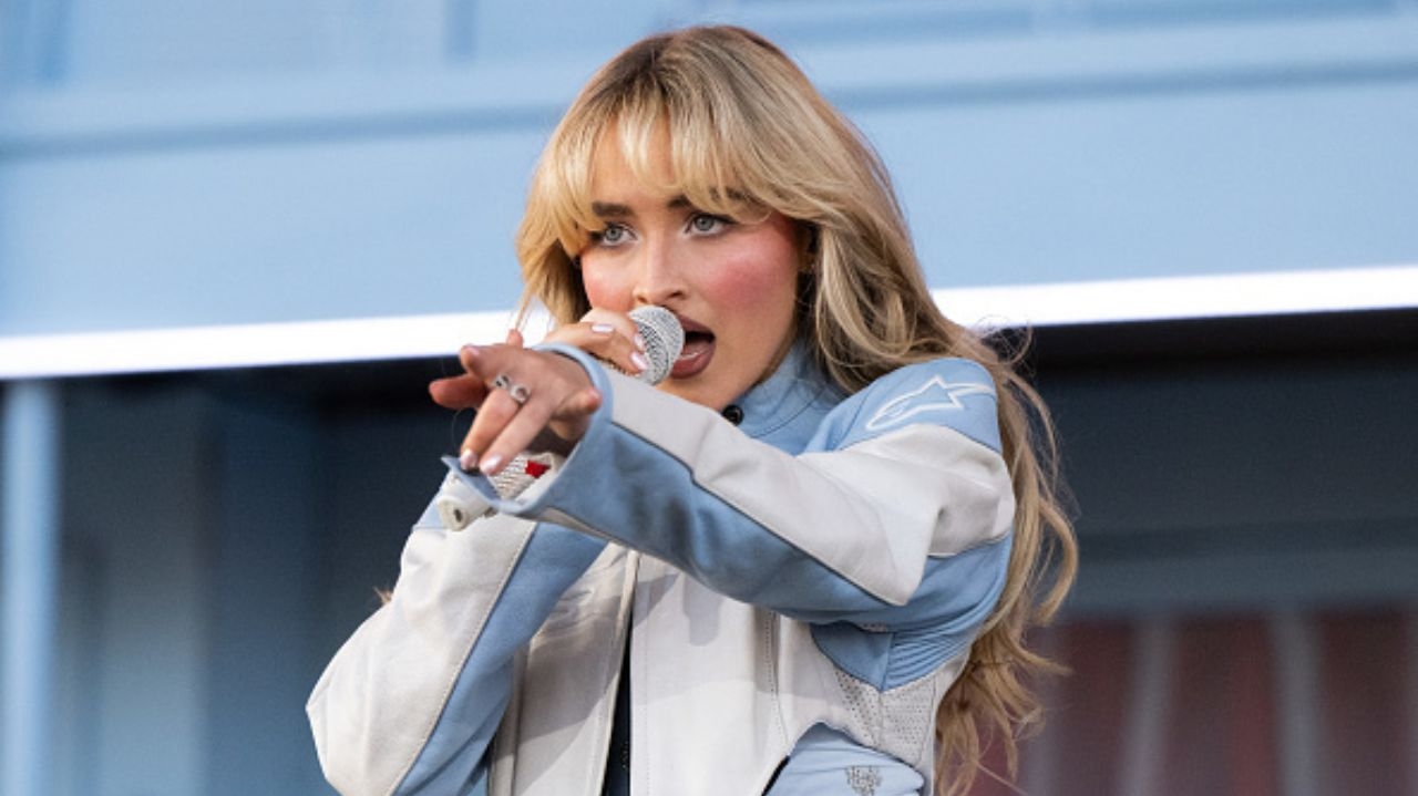 Sabrina Carpenter: cantora entra no Hot 100 Billboard Brasil pela primeira vez em sua carreira