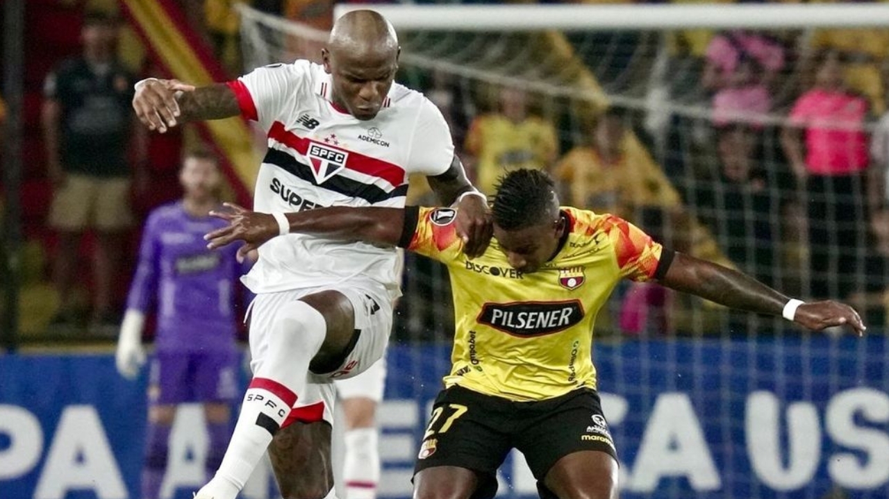 São Paulo vence fora de casa pela Libertadores na estreia de Zubeldía
