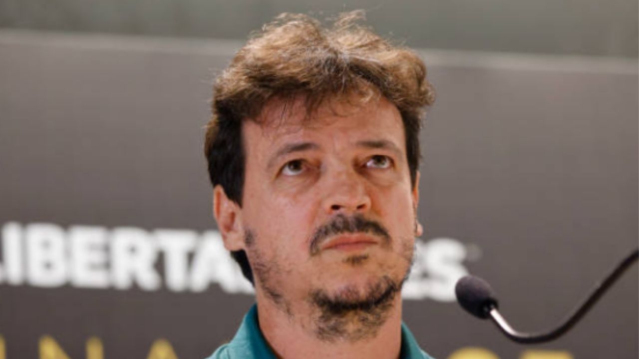 Diniz classifica atitude dos jovens afastados como “inadmissível”