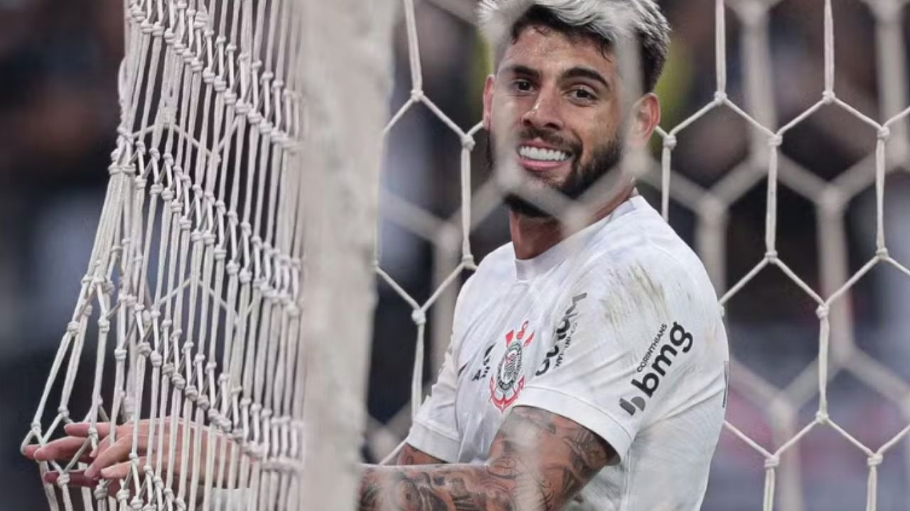 Sem marcar gols no campeonato Brasileiro, Corinthians terá novo ataque para enfrentar Fluminense