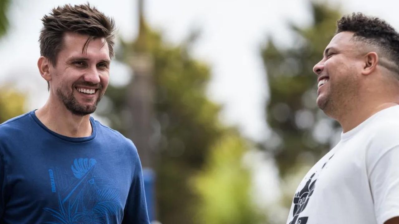 Paulo André e Paulo Autuori se despedem do Cruzeiro, que está em processo de venda da SAF