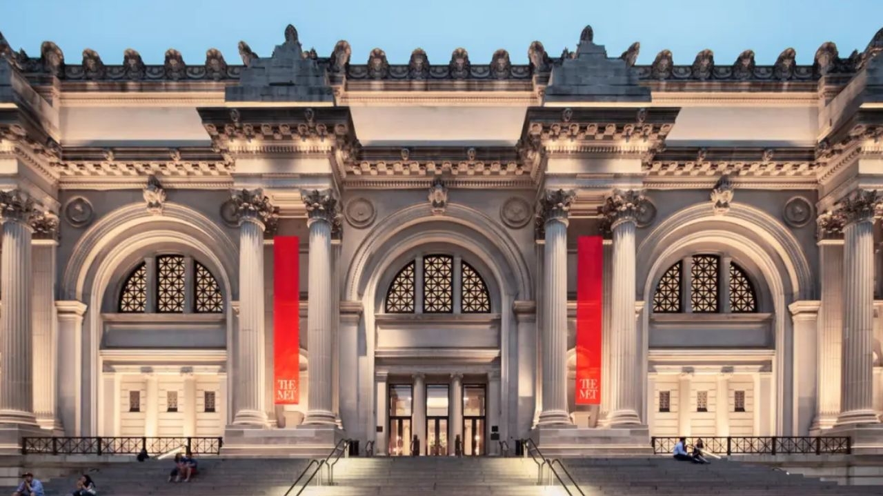 Relembre alguns temas de exposições do Met Gala