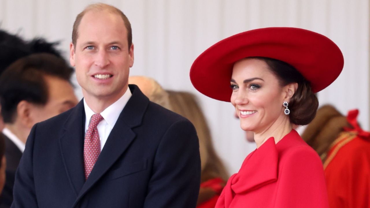 Princesa Kate  e Príncipe William comemoram aniversário de casamento com foto inédita