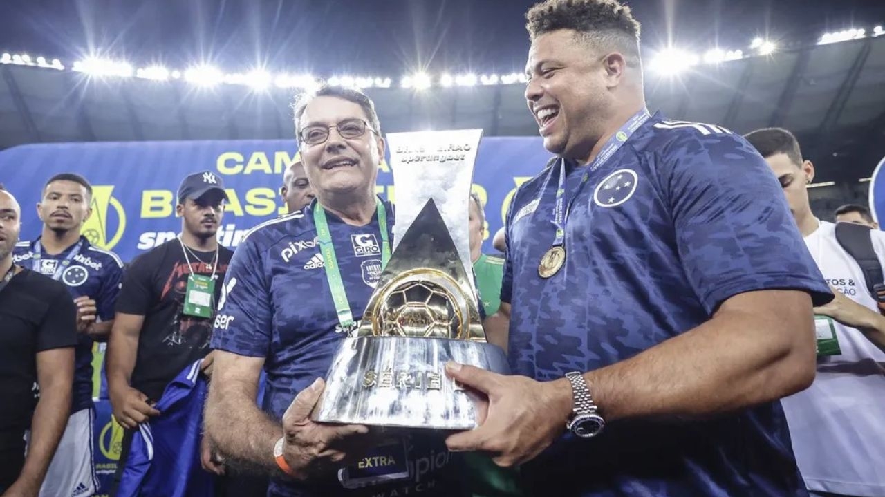 Ronaldo encaminha venda da SAF Cruzeiro