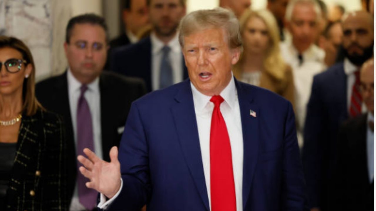 Donald Trump é multado por violar ordem de silêncio