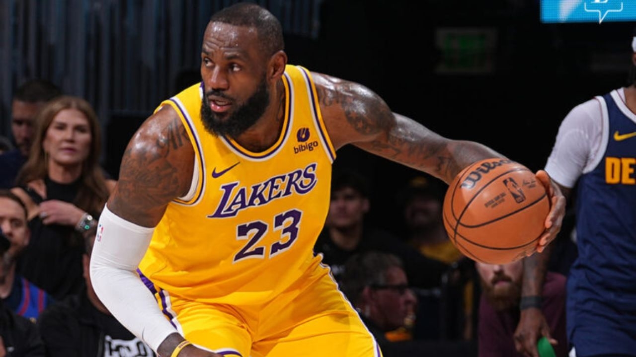 LeBron deixa futuro em aberto em publicação nas redes sociais