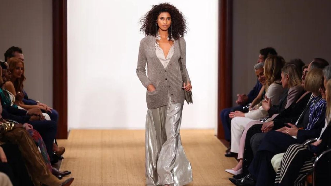 Tons terrosos dominam a passarela do desfile Ralph Lauren 2024
