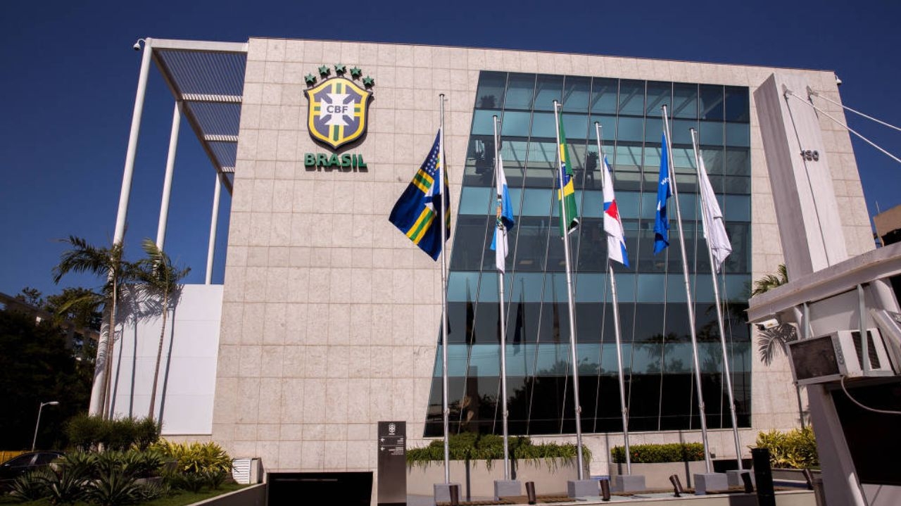 CBF adia jogos do Internacional, Grêmio e Juventude por causa das fortes chuvas no RS