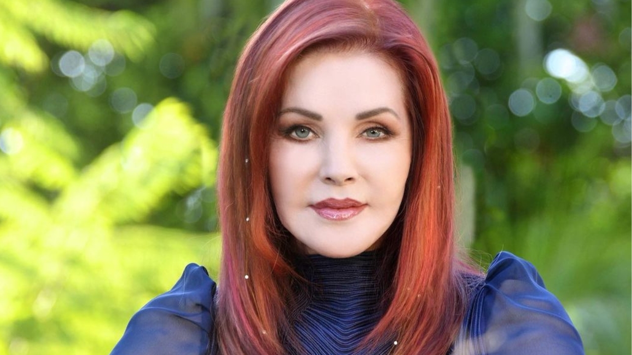 Priscilla Presley posta homenagem para Elvis