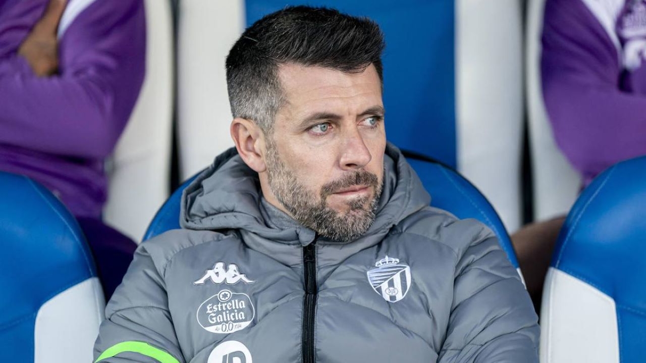 Pezzolano desconversa sobre o interesse do Vasco e foca no acesso do Valladolid