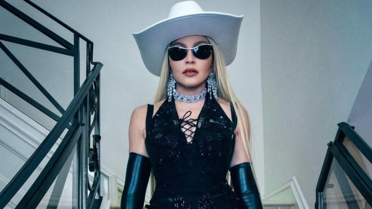 Madonna faz show histórico em Copacabana