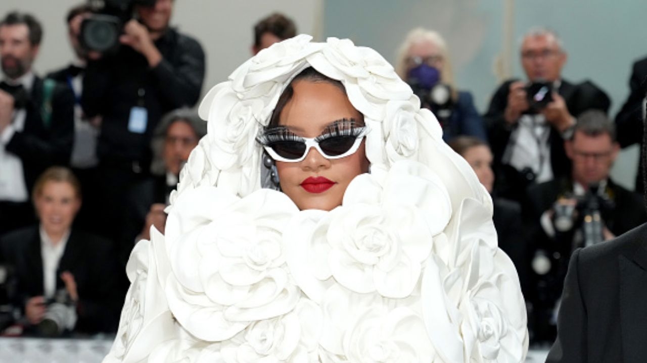 Rihanna não participa do Met Gala por motivos de saúde