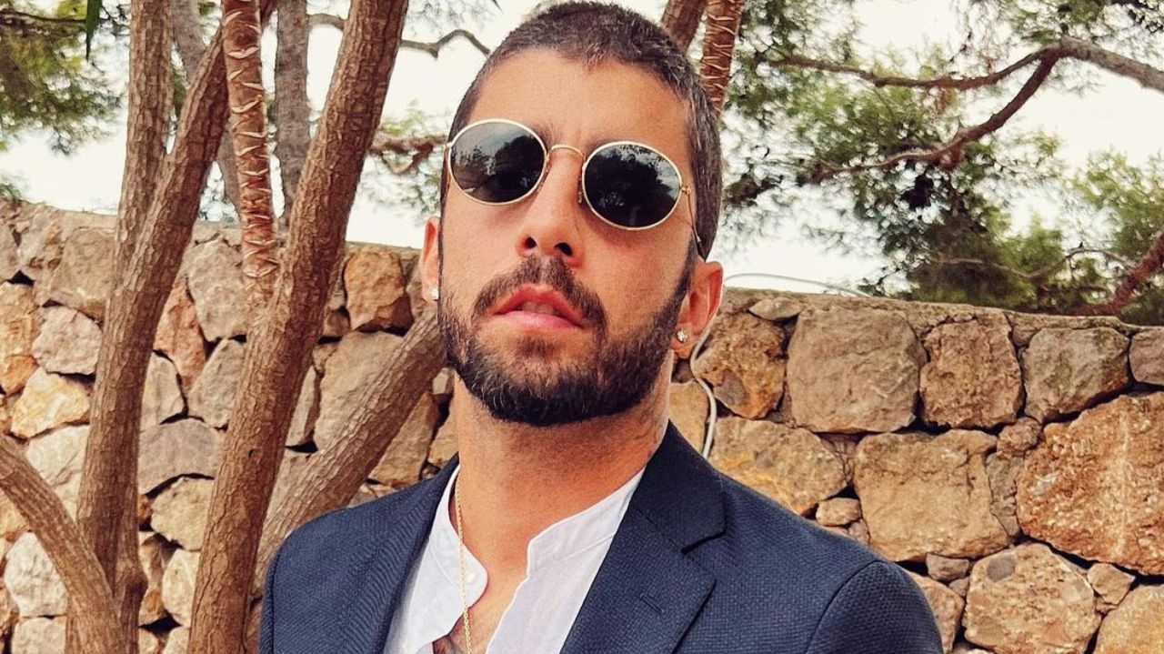 Pedro Scooby resgata pessoas e animais com equipe de surfistas no RS