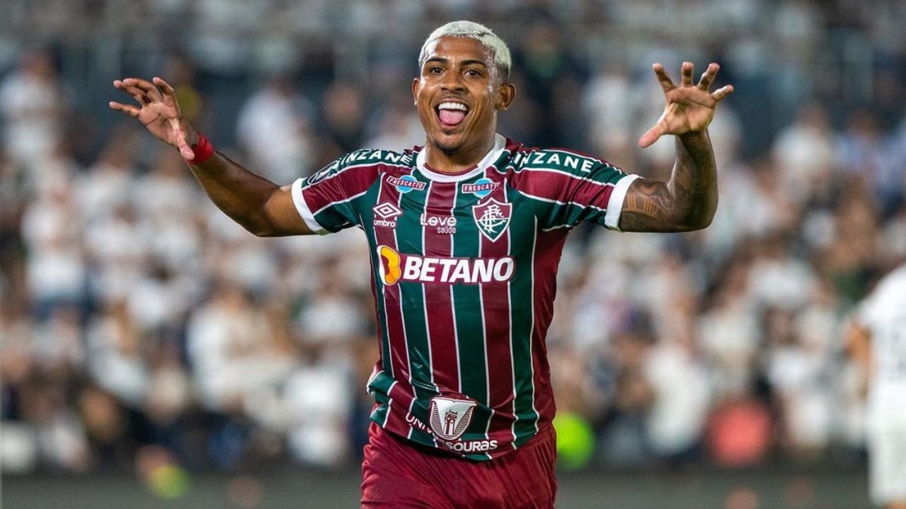 John Kennedy volta ao Fluminense após polêmicas