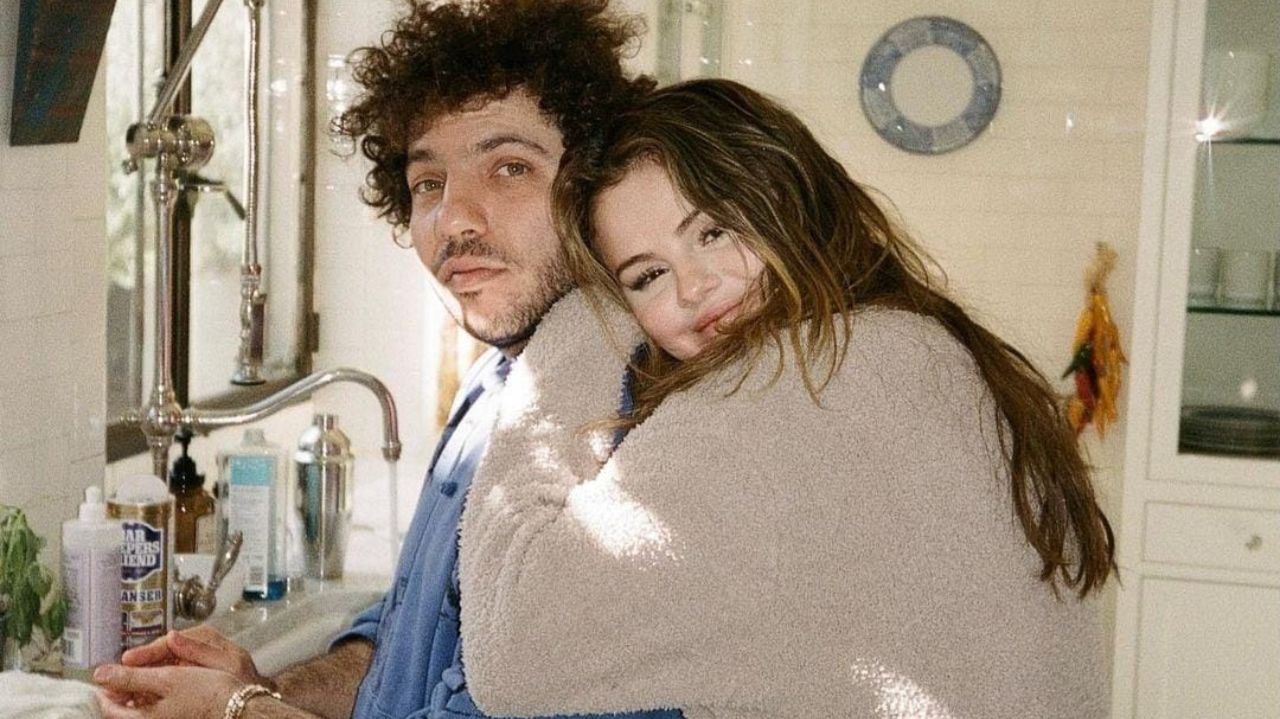 Benny Blanco sonha com casamento e revela planos com Selena Gomez