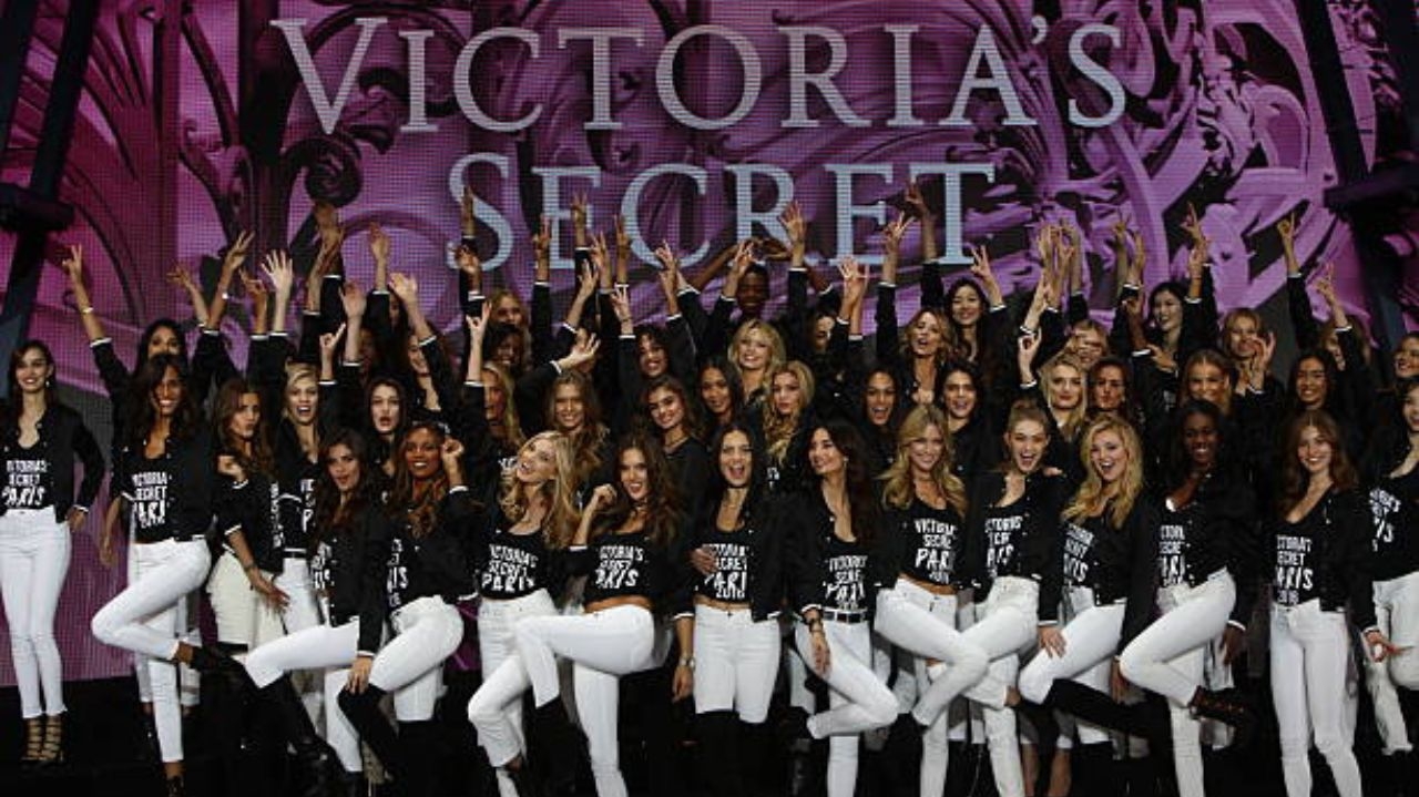 Victoria’s Secret Fashion Show irá voltar às passarelas