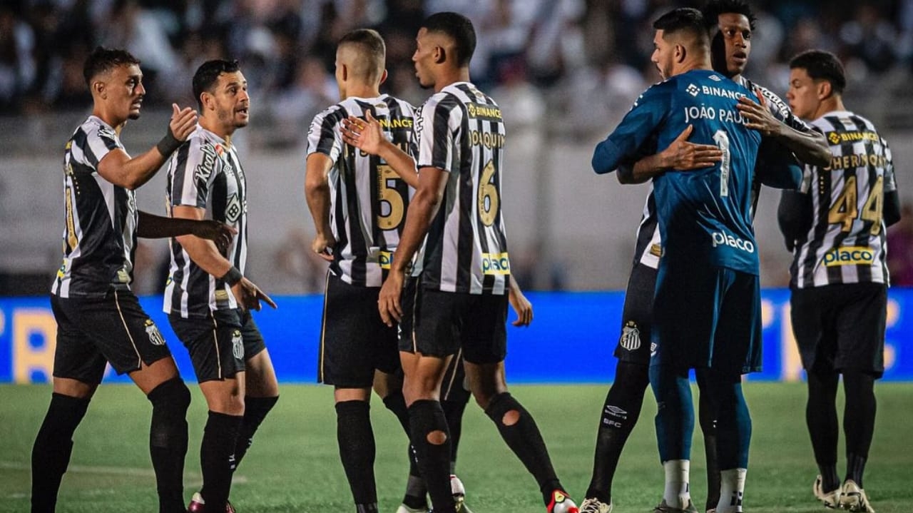 Santos se impõe, vence a Ponte Preta e volta ao topo da Série B