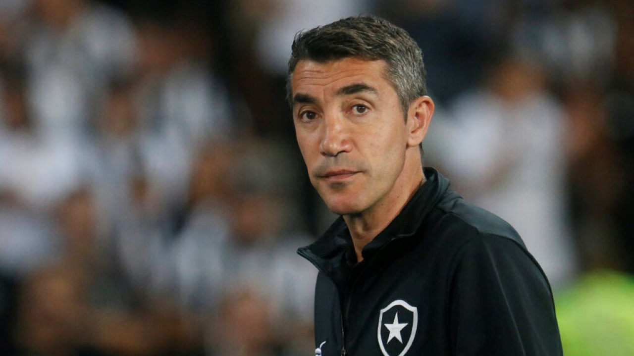 Bruno Lage reclama de pedido de reforços não atendido e nega atrito com Tiquinho