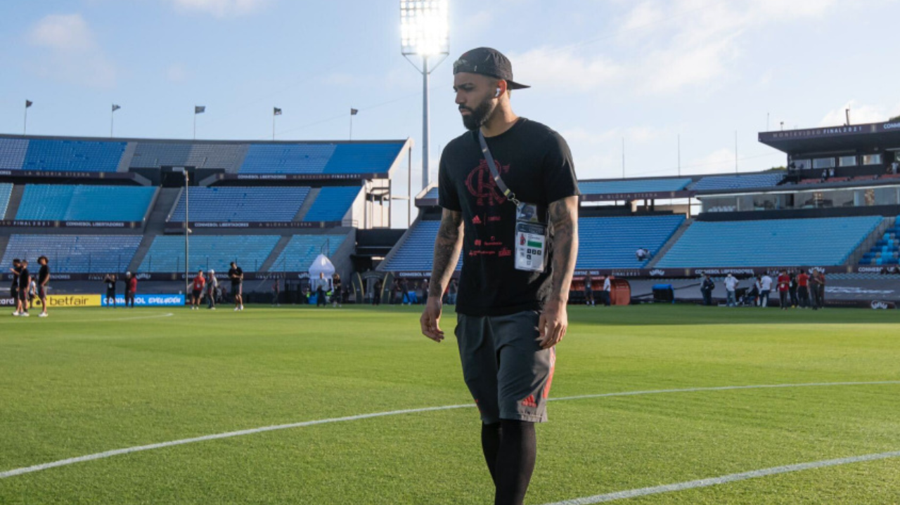 Gabigol perde a camisa 10 da Gávea e é penalizado por foto polêmica