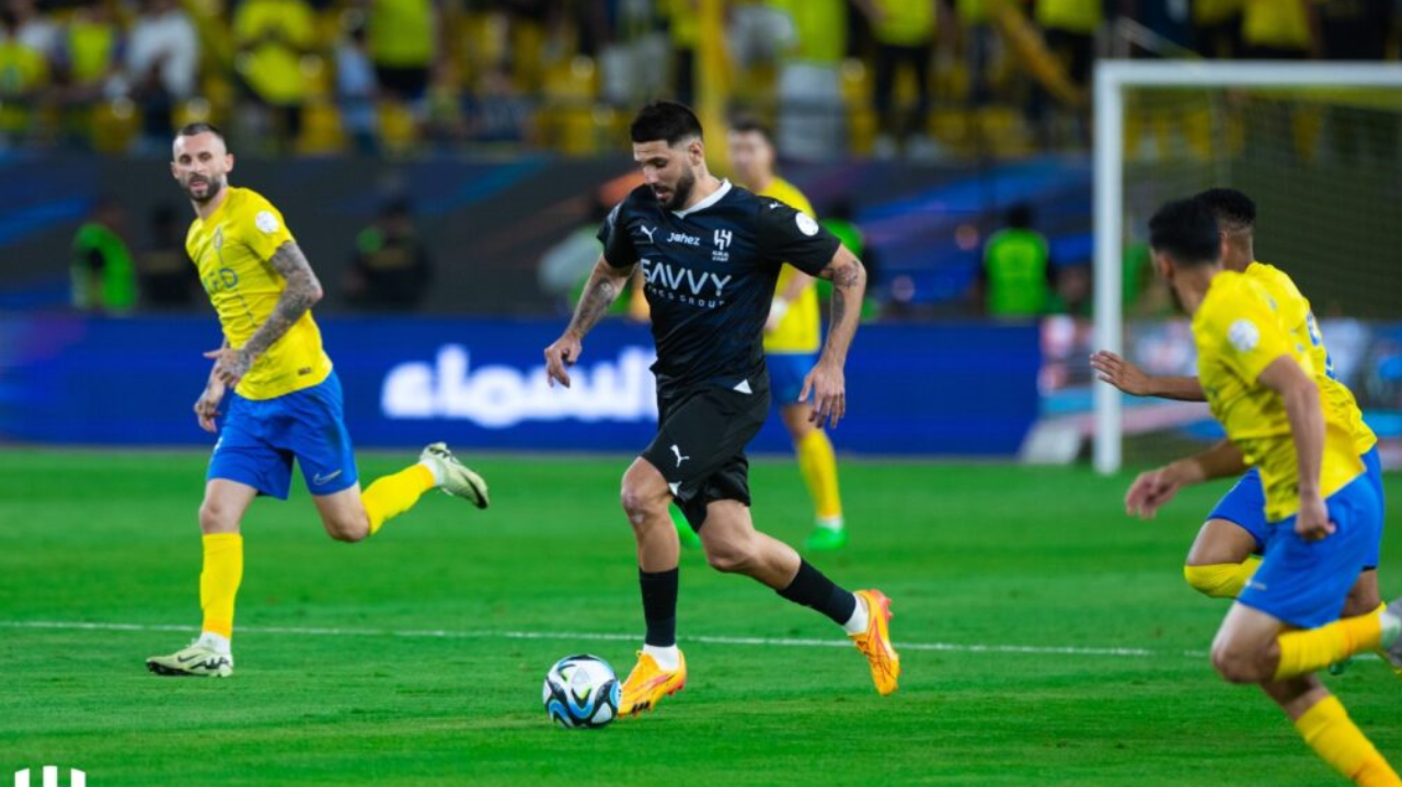 Al-Hilal e Al-Nassr terminam empatados por 1 a 1 em clássico do Campeonato Saudita