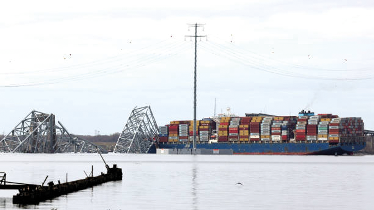 Tripulantes seguem presos dentro do navio nos Estados Unidos