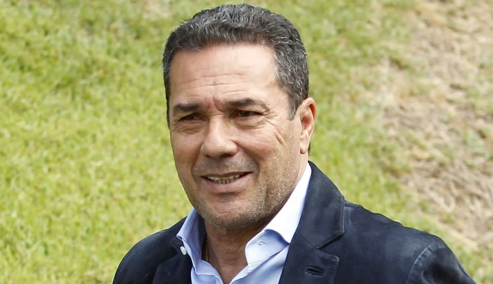 Luxemburgo monta time com experiência buscando arrancada no campeonato