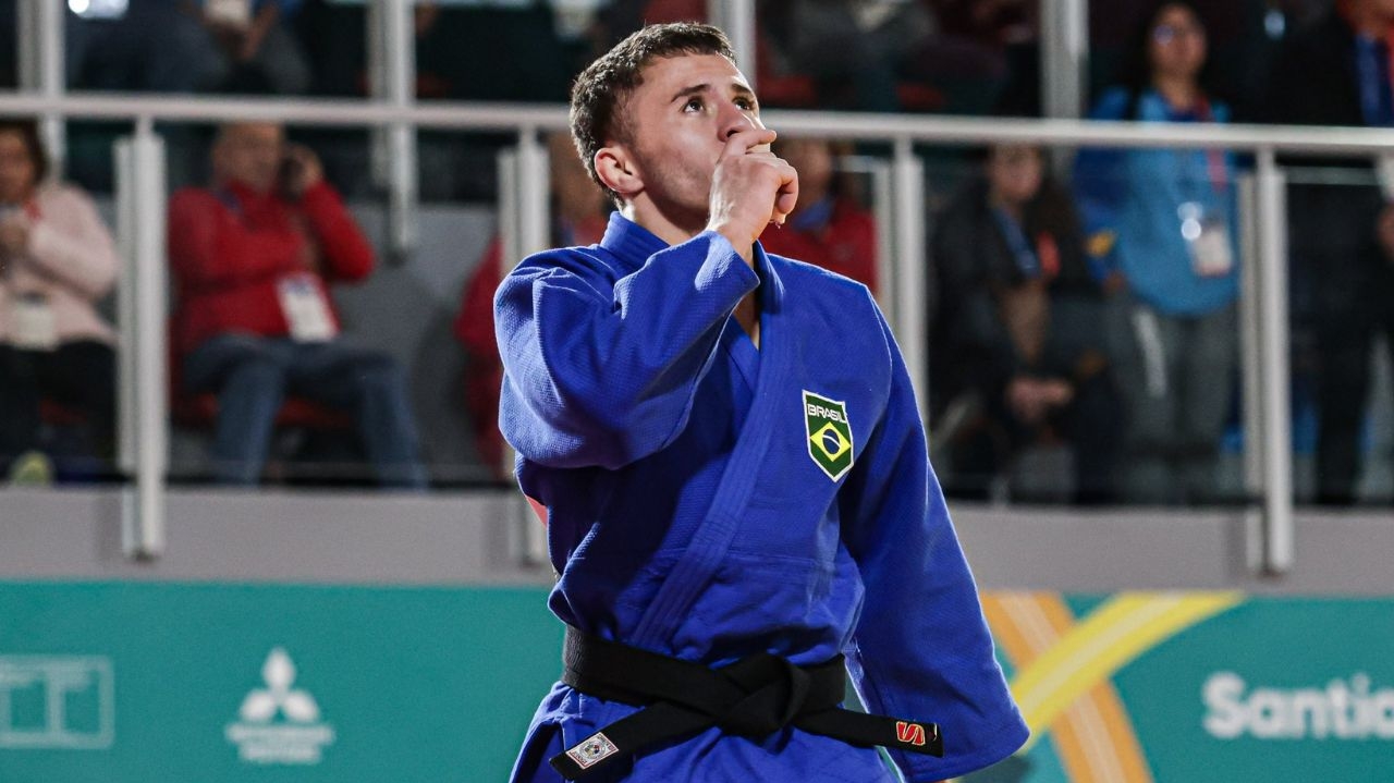 Michel Augusto conquista vaga para os Jogos Olímpicos no judô
