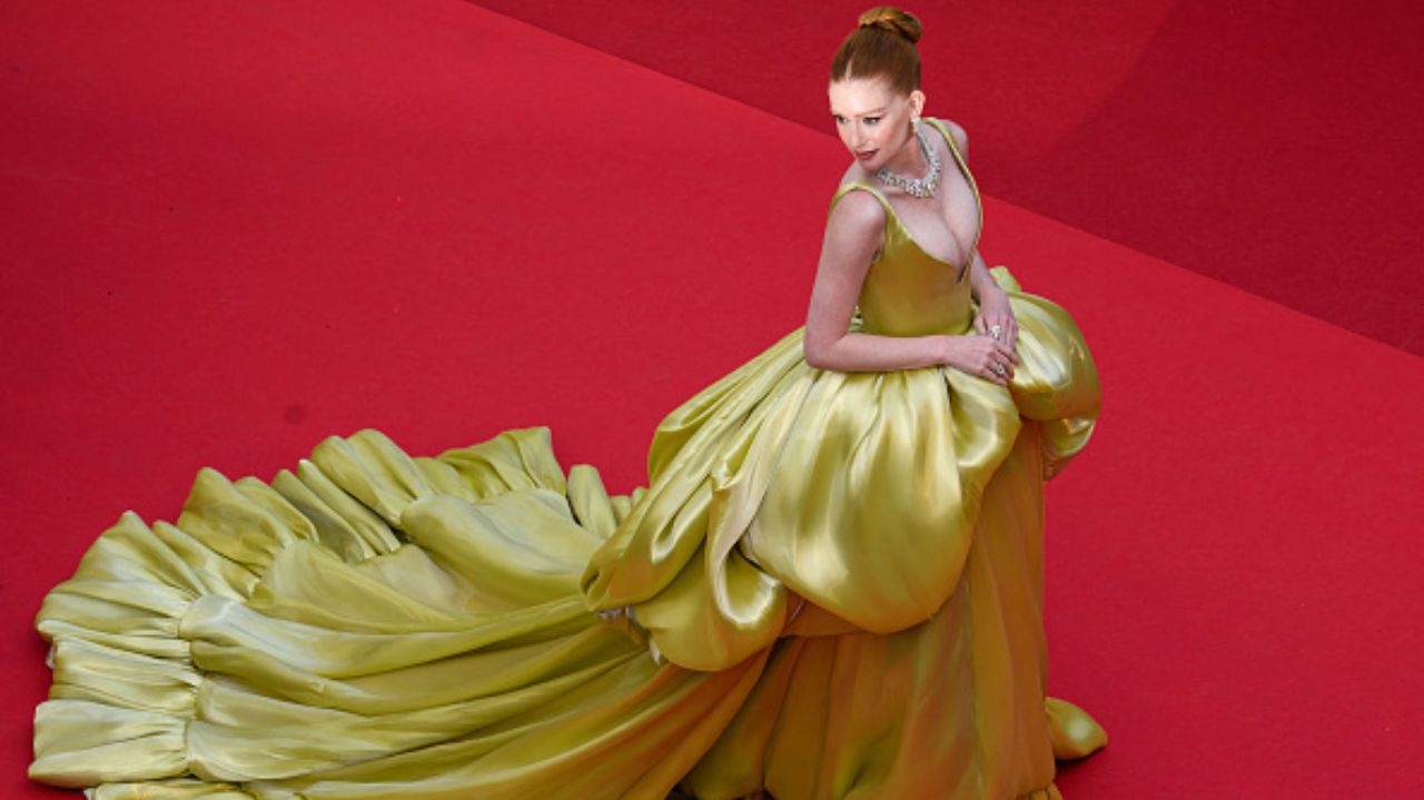 Marina Ruy Barbosa atrai olhares com seu look no Festival de Cannes 2024