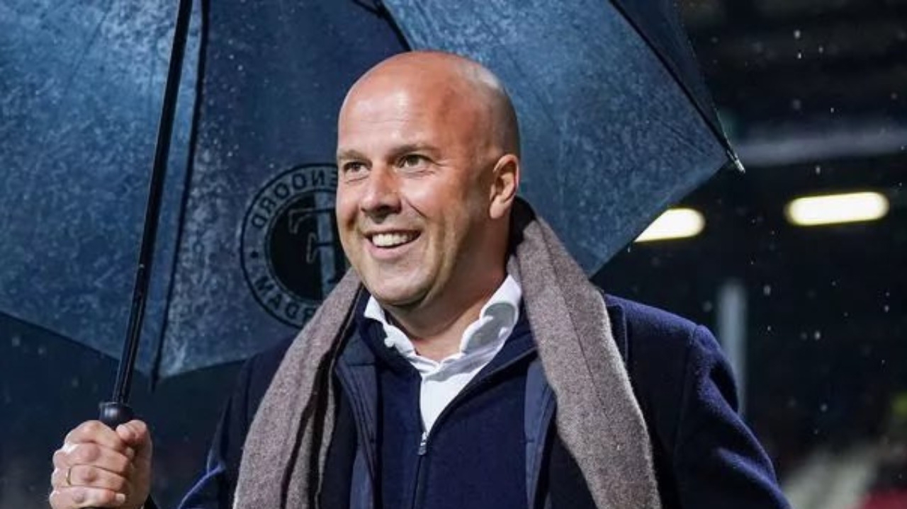 Arne Slot é o novo técnico do Liverpool