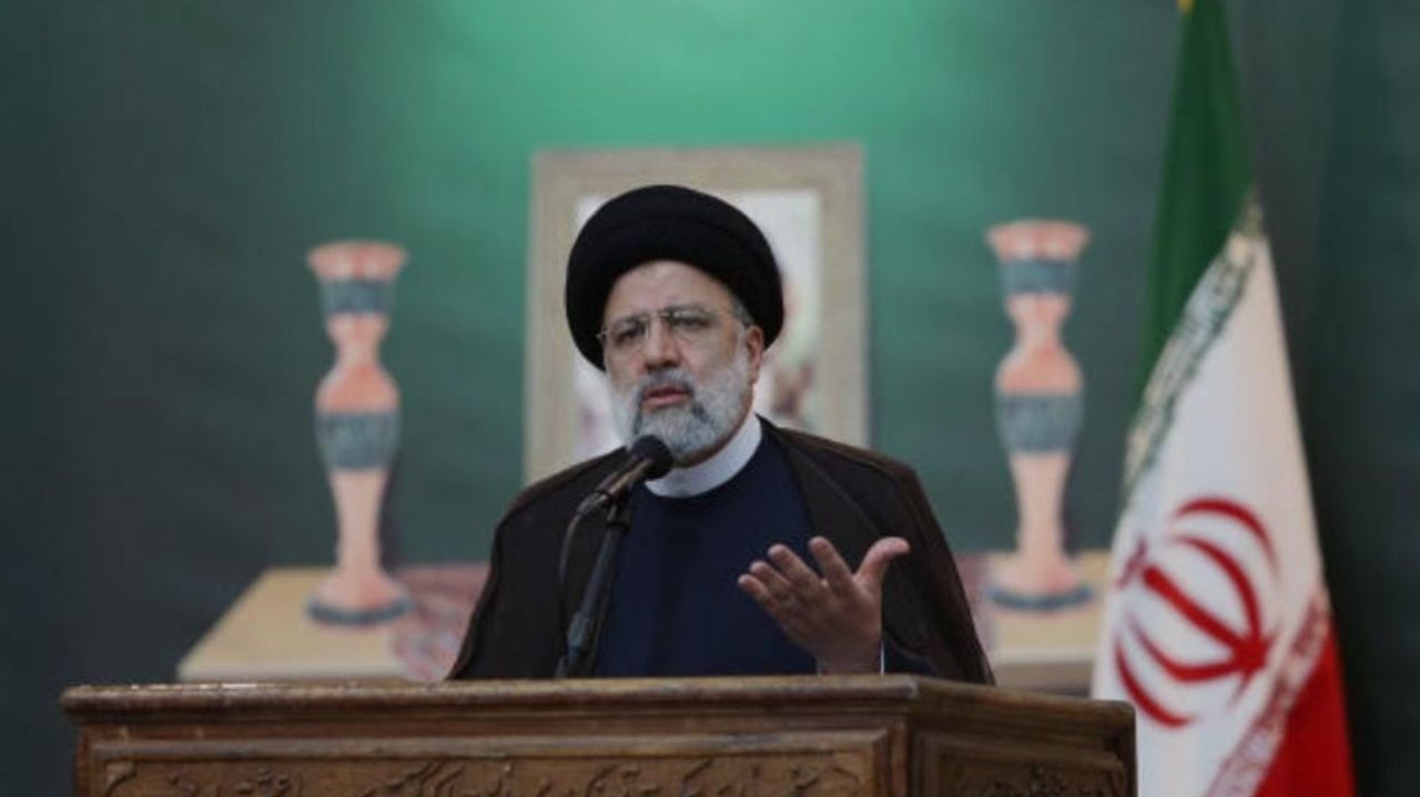 Chefe das Forças Armadas do Irã Ordena Investigação sobre Morte do Presidente em Acidente de Helicóptero