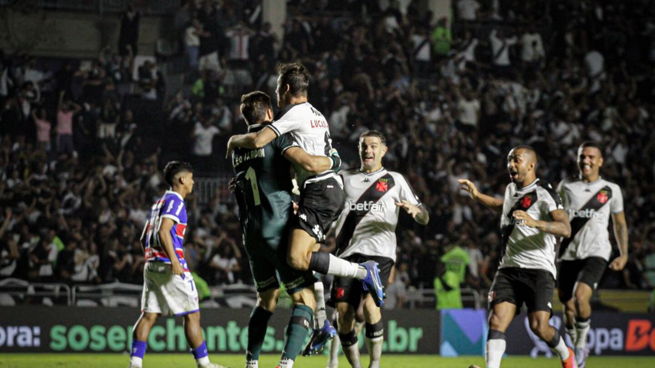 Revisões do VAR determinam vitória do Vasco nos pênaltis