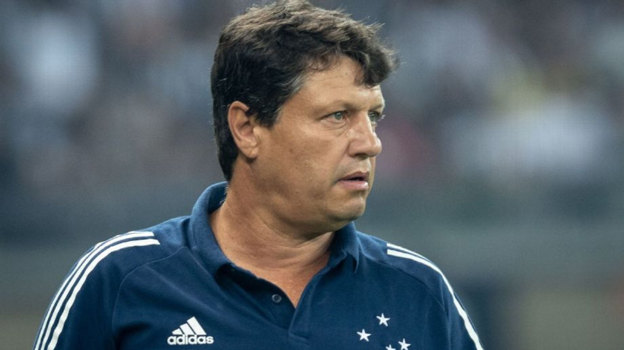 Adilson Batista retorna ao Cruzeiro para coordenar categorias de base