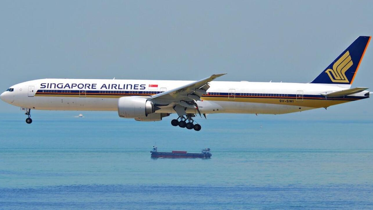 Turbulência em voo da Singapore Airlines deixou dezenas de pessoas com lesões na coluna