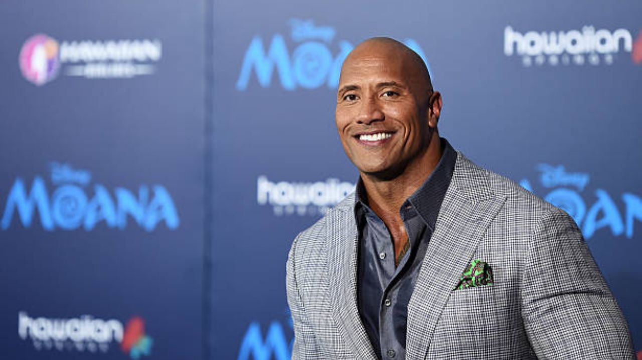 Ator Dwayne Johnson começa a trabalhar no remake de Moana
