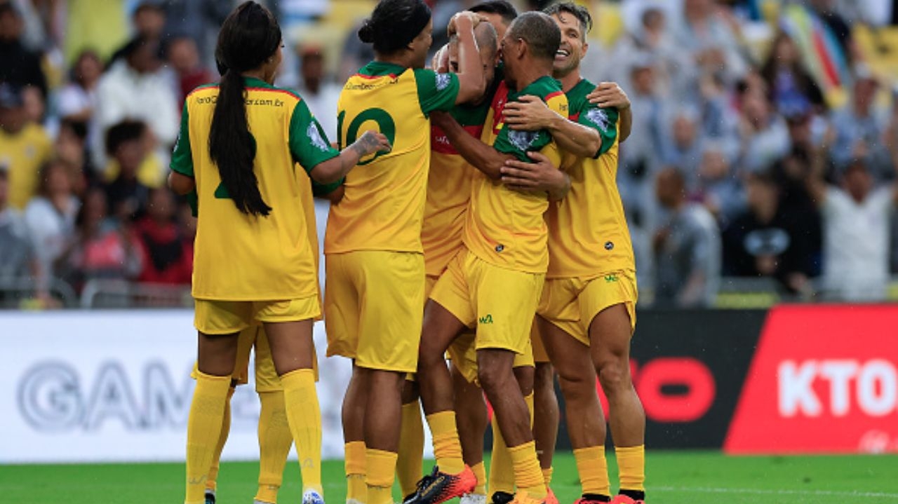 D´Alessandro marca golaço e homenageia vítimas da tragédia climática no RS