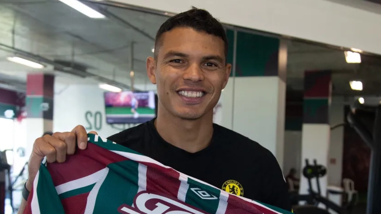 Thiago Silva, ídolo do Fluminense, será recebido pela torcida com festa do sorriso maroto